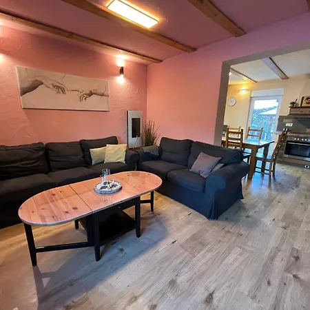 Haus Fichtelberg By Interhome בית נופש *
